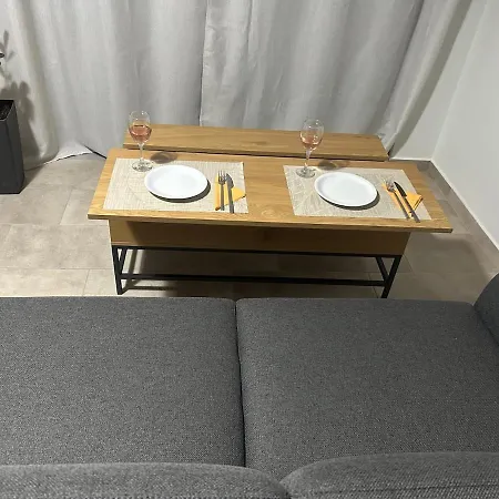ε & V Stylish Close To Old Town Daire